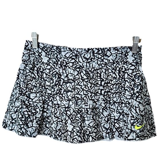 NIKE Dri-FIT Women's Black & White Printed Stretch Skirt Size Small - Picture 1 of 6